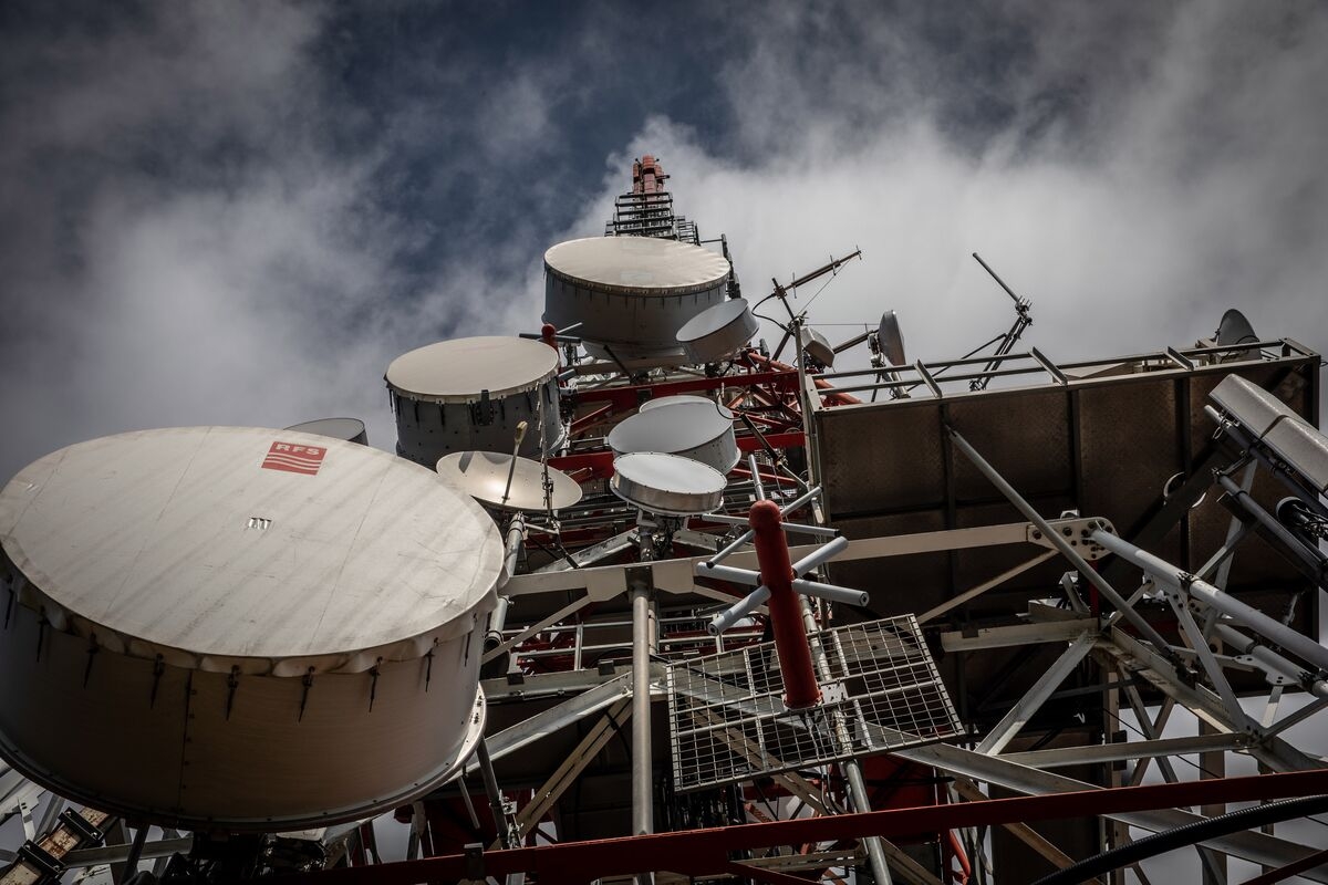 Cellnex Is Said to Kick Off €2 Billion Sale of Switzerland Unit