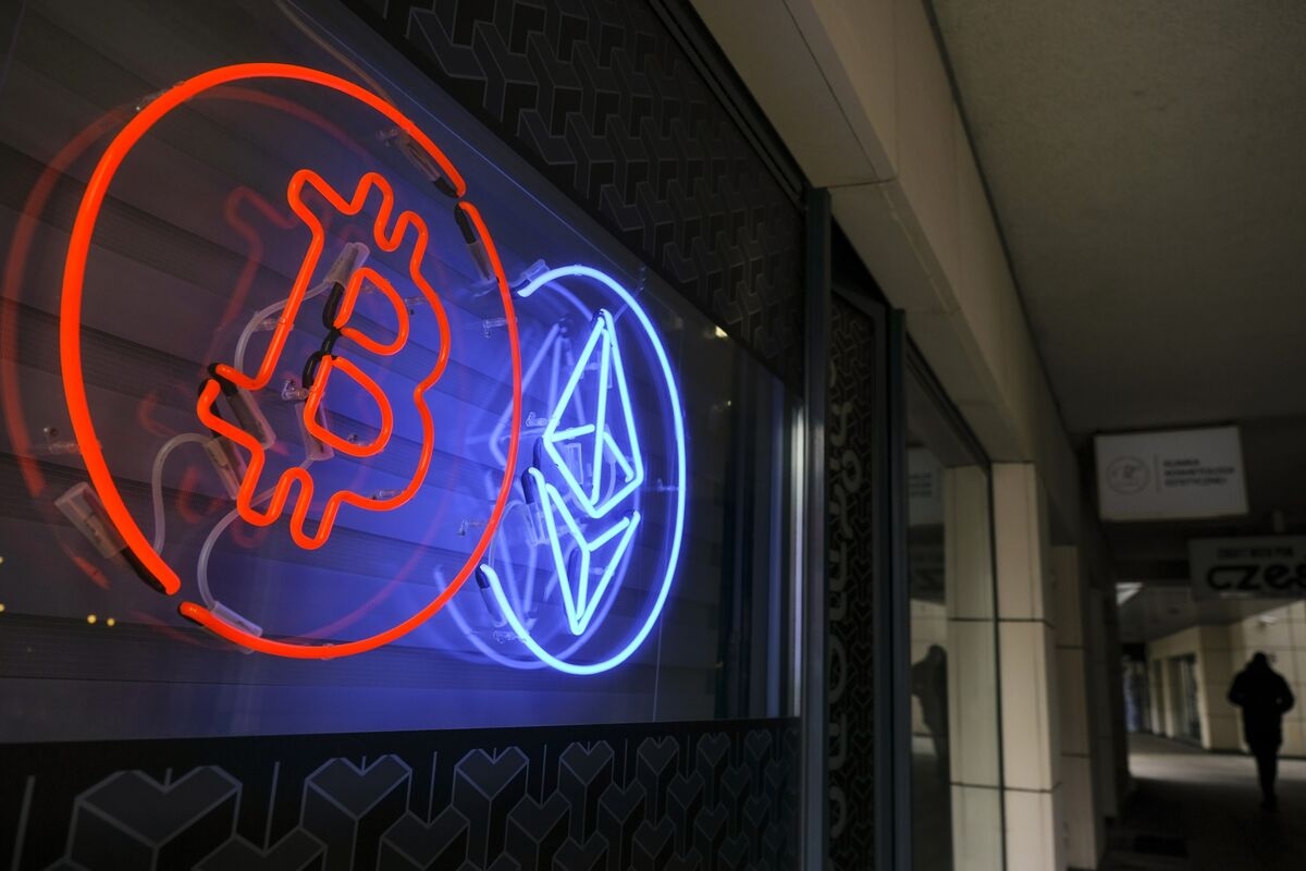 Deutsche Boerse's Clearstream to Offer Bitcoin, Ether Custody