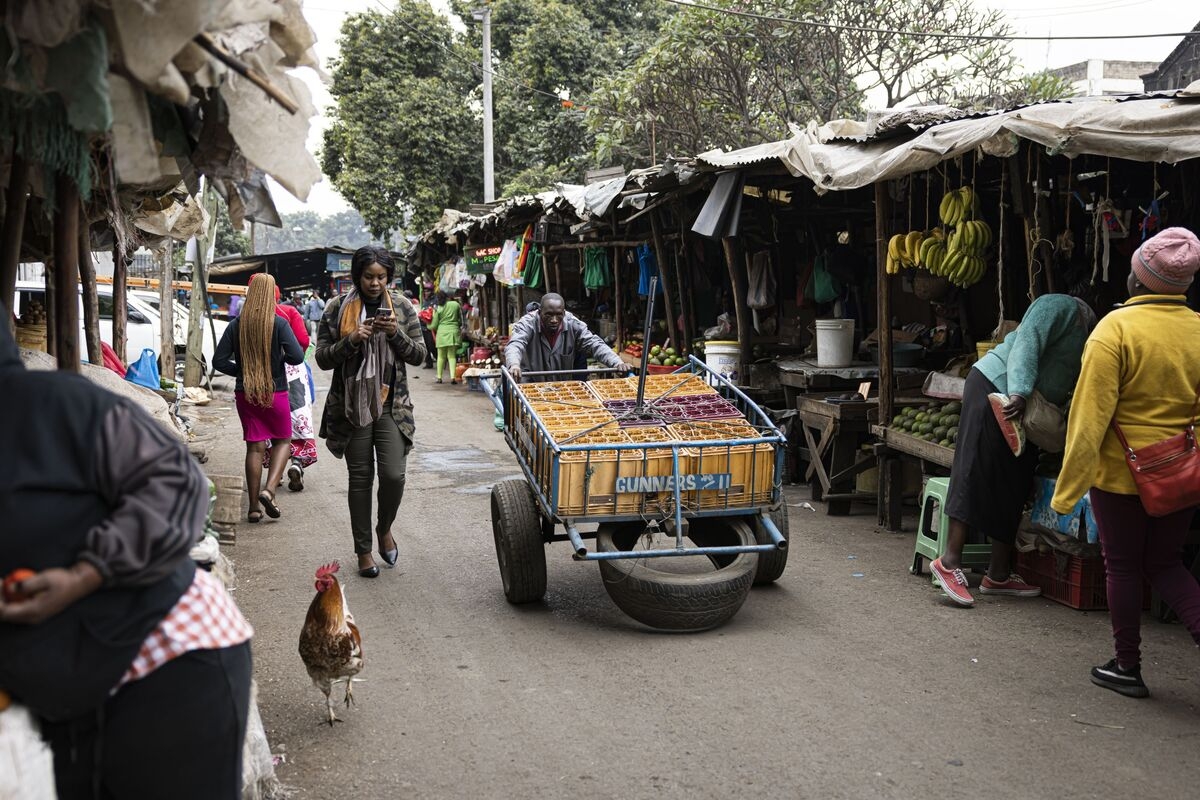 Kenya Inflation Accelerates to Eight-Month High on Food Prices