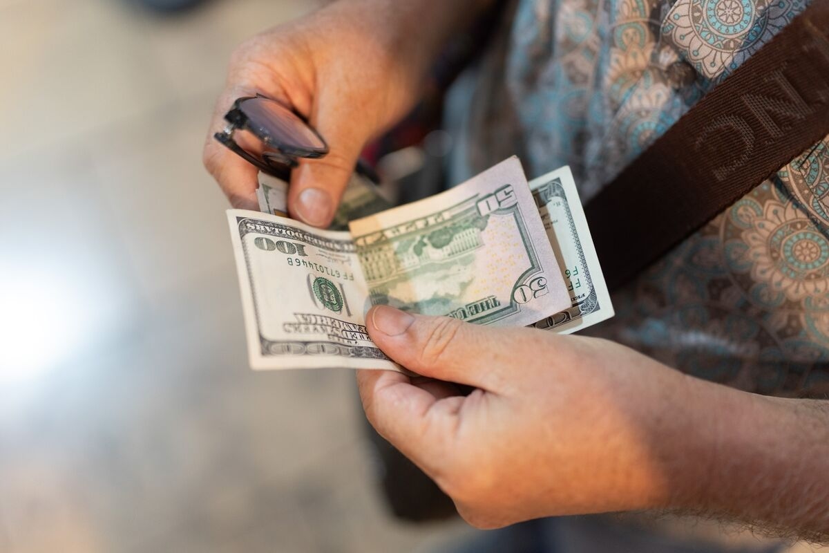 UBS Strategists Say Dollar Negative Story Is ‘Back in Play'