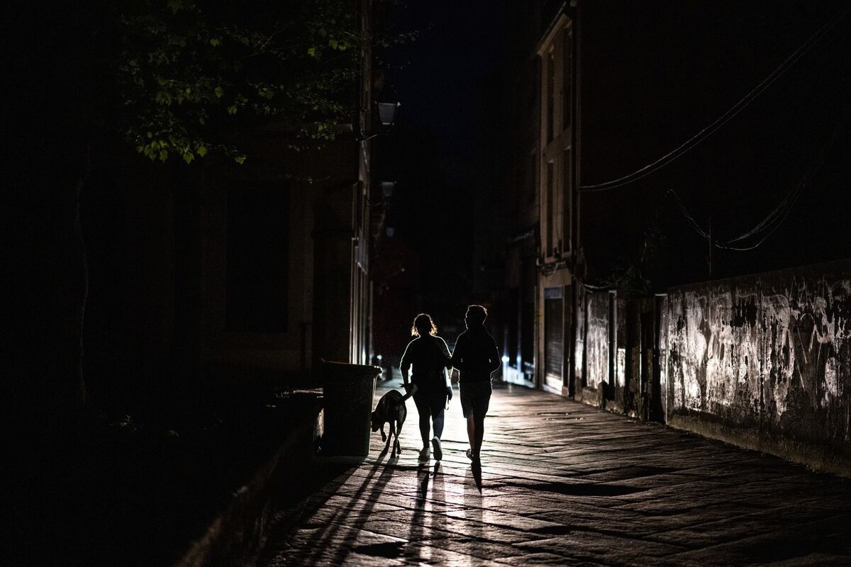 Crippling Power Outage in Spain Likely Caused by Generation Loss