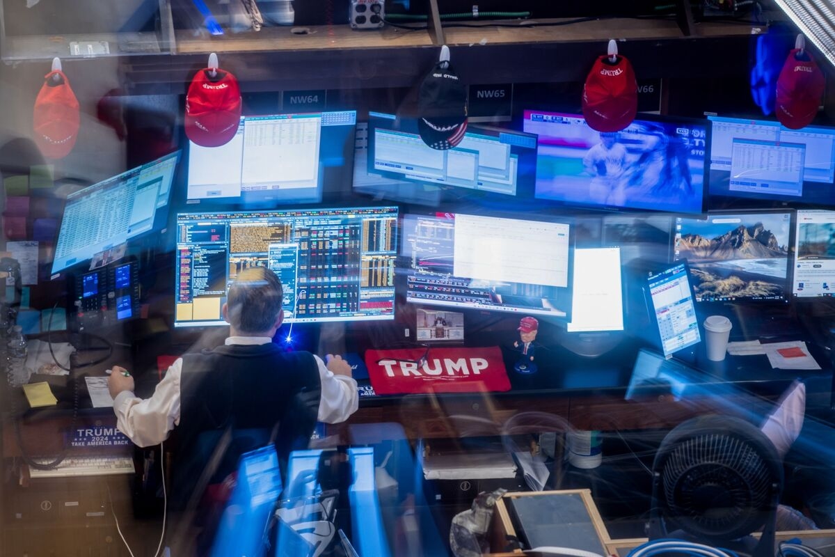 Wall Street Traders Set Records as Trump's Tariffs Roil Markets