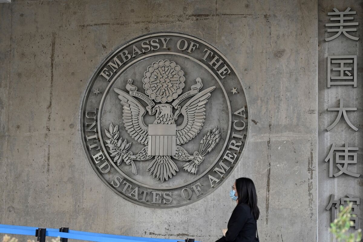 Chinese Students Ditch US Plans as Trump Vows Crackdown on Visas