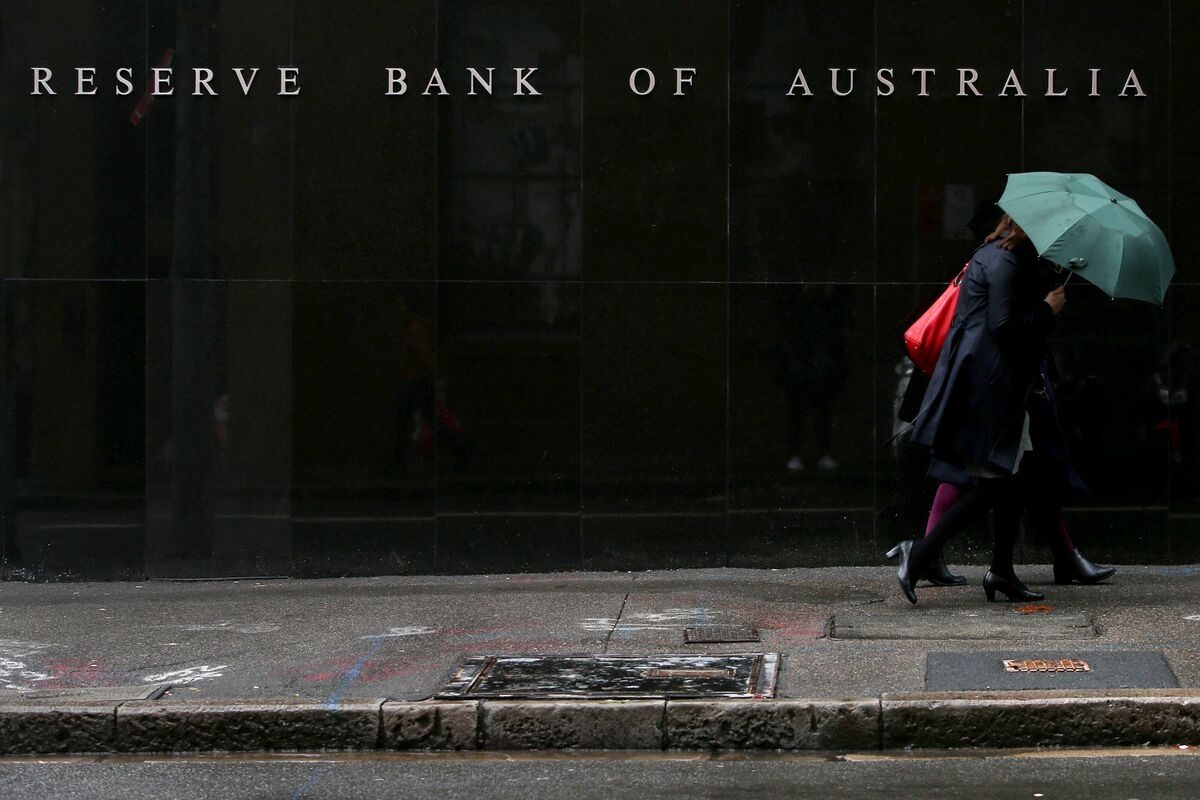 RBA Opted for Smaller Cut to Stay Predictable in Uncertain Times