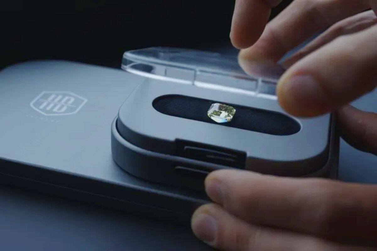 Botswana's Government Puts Diamond Trader Deal on Back Burner