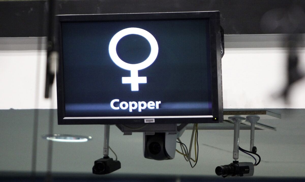 Vitol Hires SEFE Metals Head de Sousa to Boost Copper Team