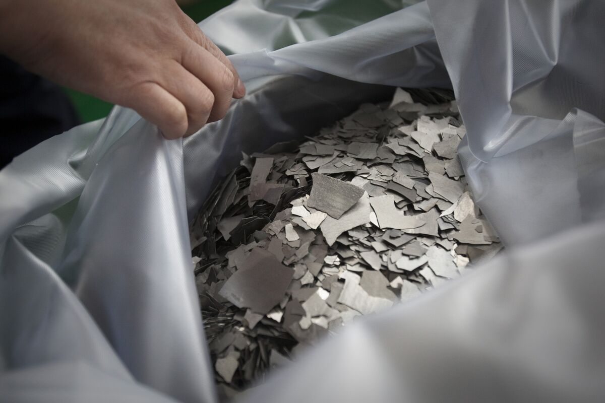 China Rare-Earth Magnet Maker Gets Green Light for US Exports