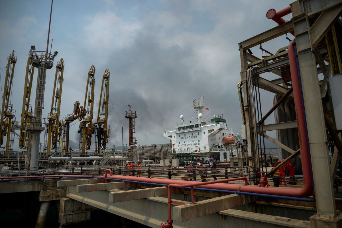 Chevron Ordered to U-Turn Venezuela Oil Ships Ahead of Sanctions