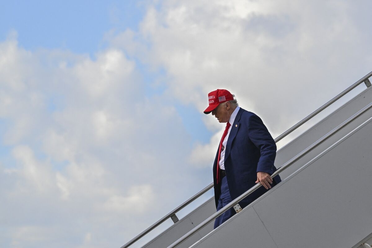 Trump Aides Envision Presidential Trip to China With CEOs in Tow