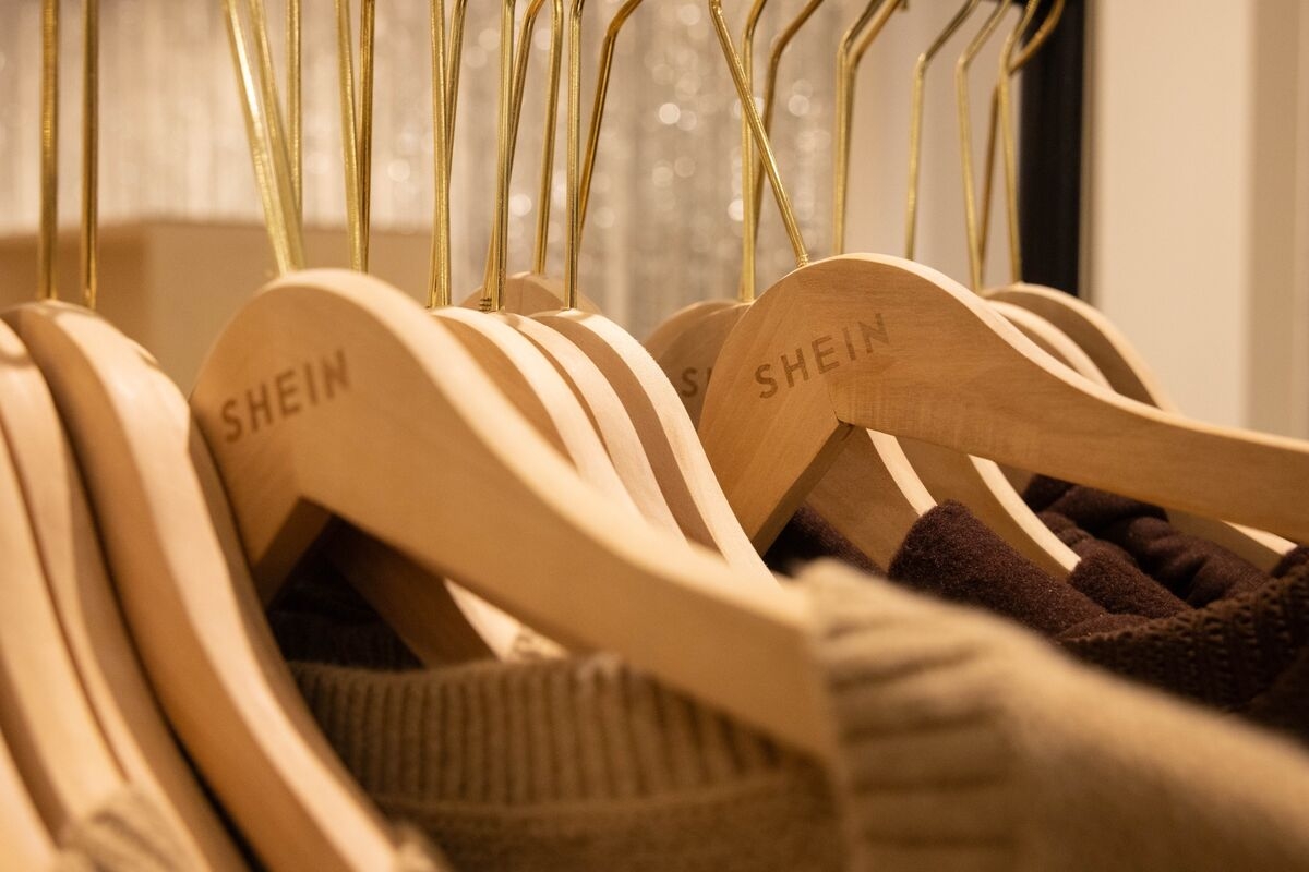 Shein Lowers Prices to Lure Back US Shoppers After Tariff Cut