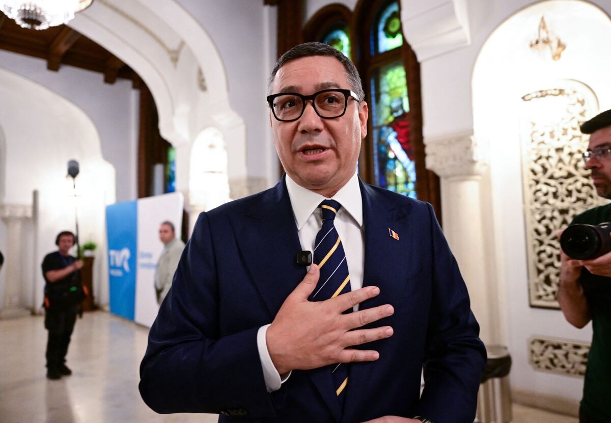 Romanian Candidate Brandishes Trump Messaging in Presidency Bid