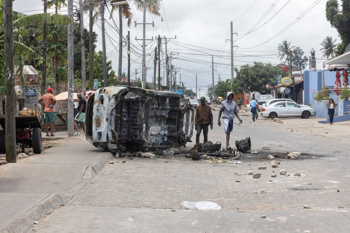 Karooooo Plans Goodwill Impairment Amid Mozambique Upheaval
