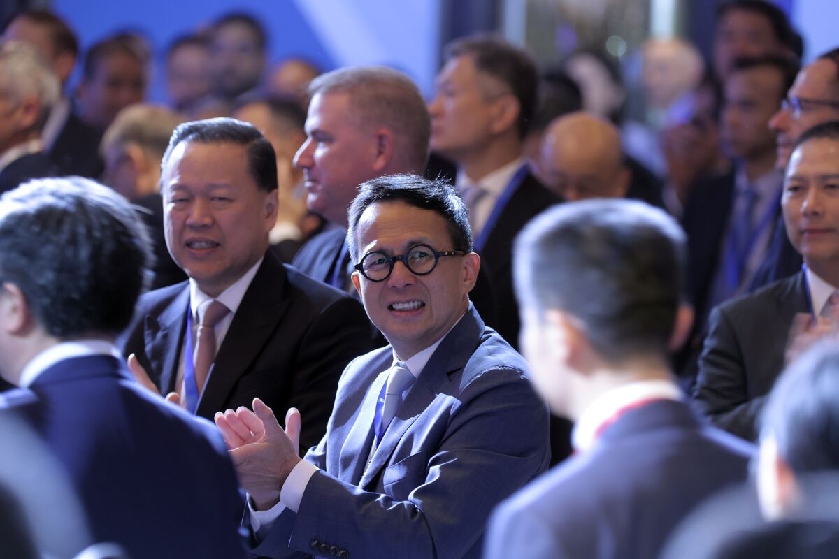 Li Ka-shing's Son Invited to China Forum Amid Panama Port Deal