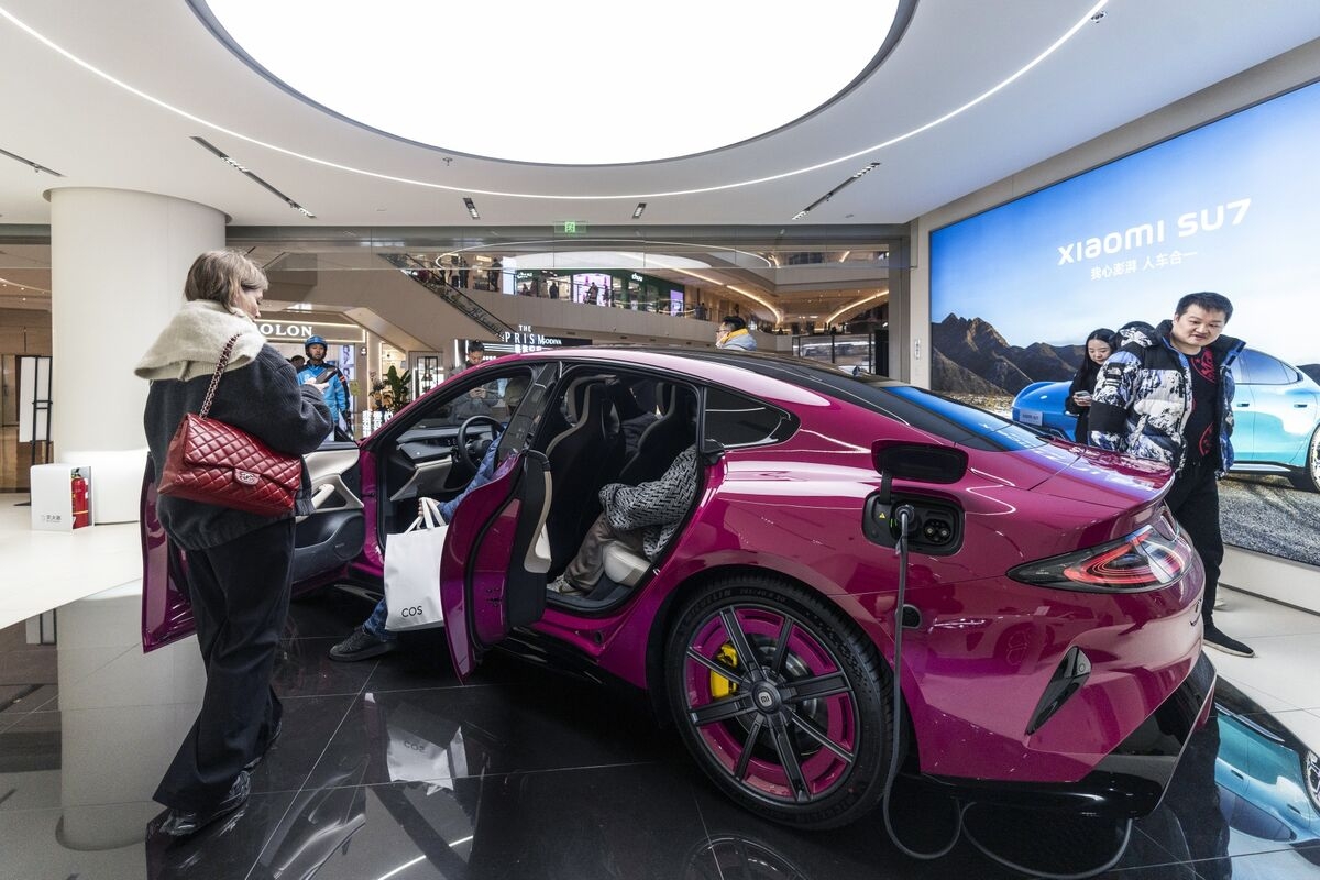 Xiaomi Founder Expects EV Arm to Turn Profitable After New SUV