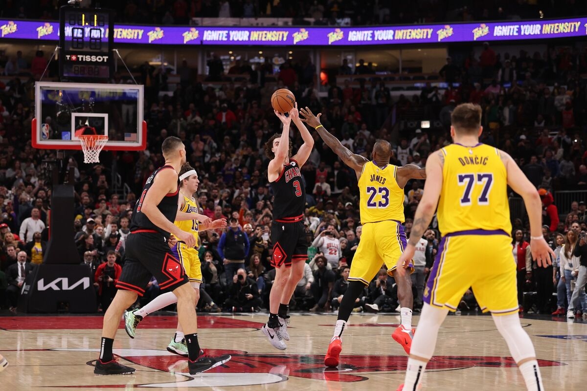 What the Lakers' $10 Billion Valuation Means for the Future of Sports