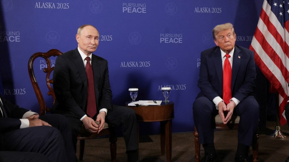 Trump, Putin Talks Continue at Ukraine Summit in Alaska