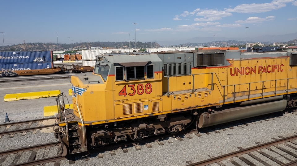 Union Pacific in Talks to Combine With Norfolk Southern