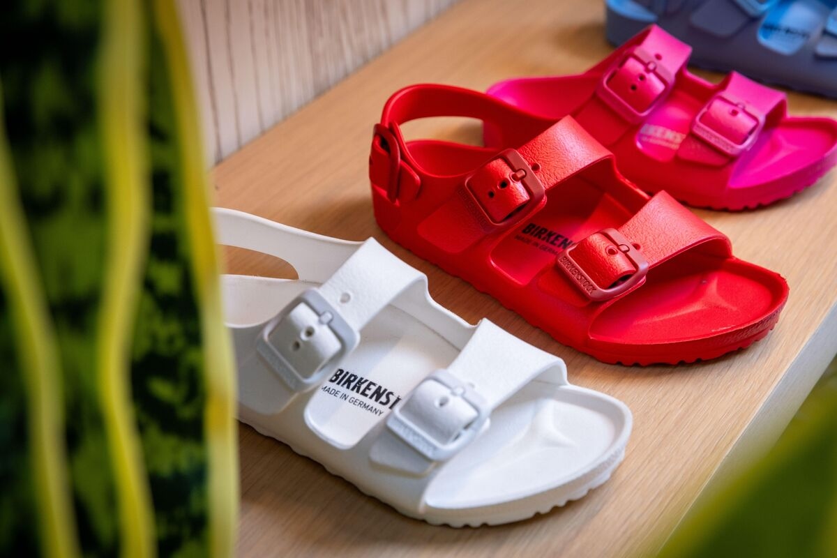 Birkenstock Profit Boosted by Higher Prices, Demand at Retailers
