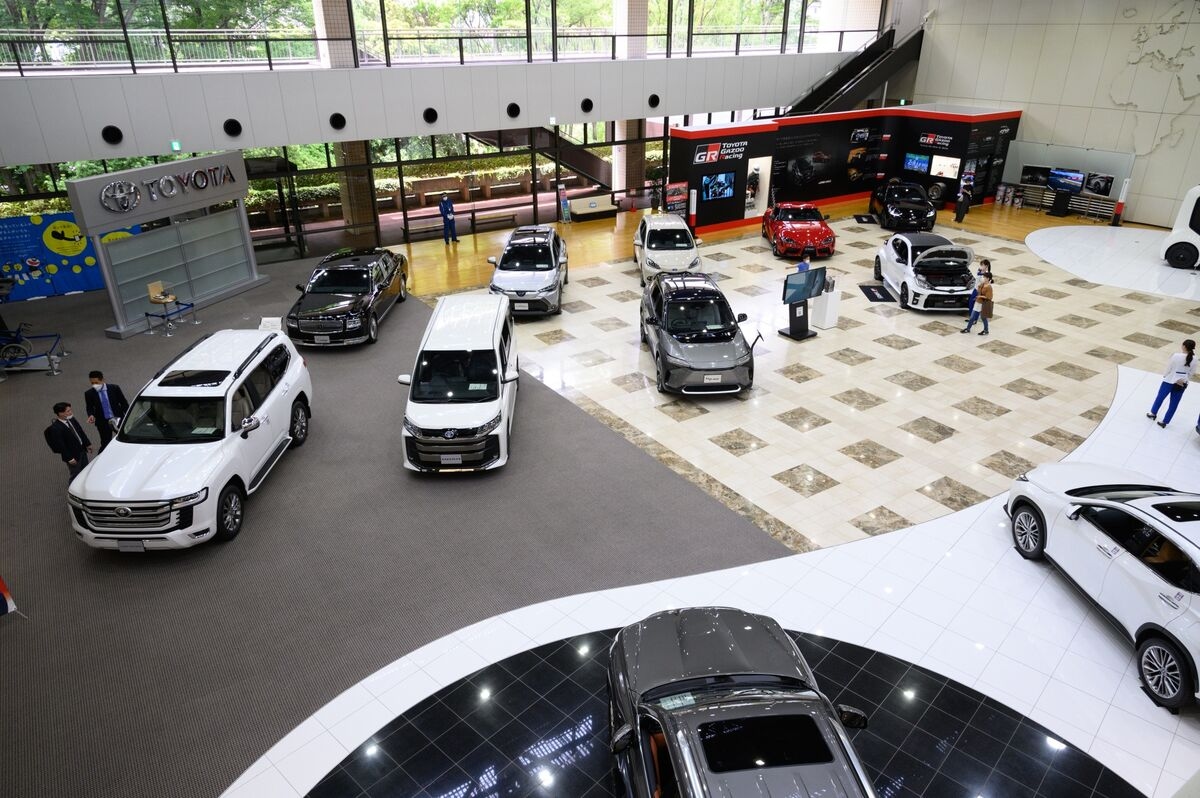 Toyota Sales Hit Third Monthly Record on Japan, US Demand