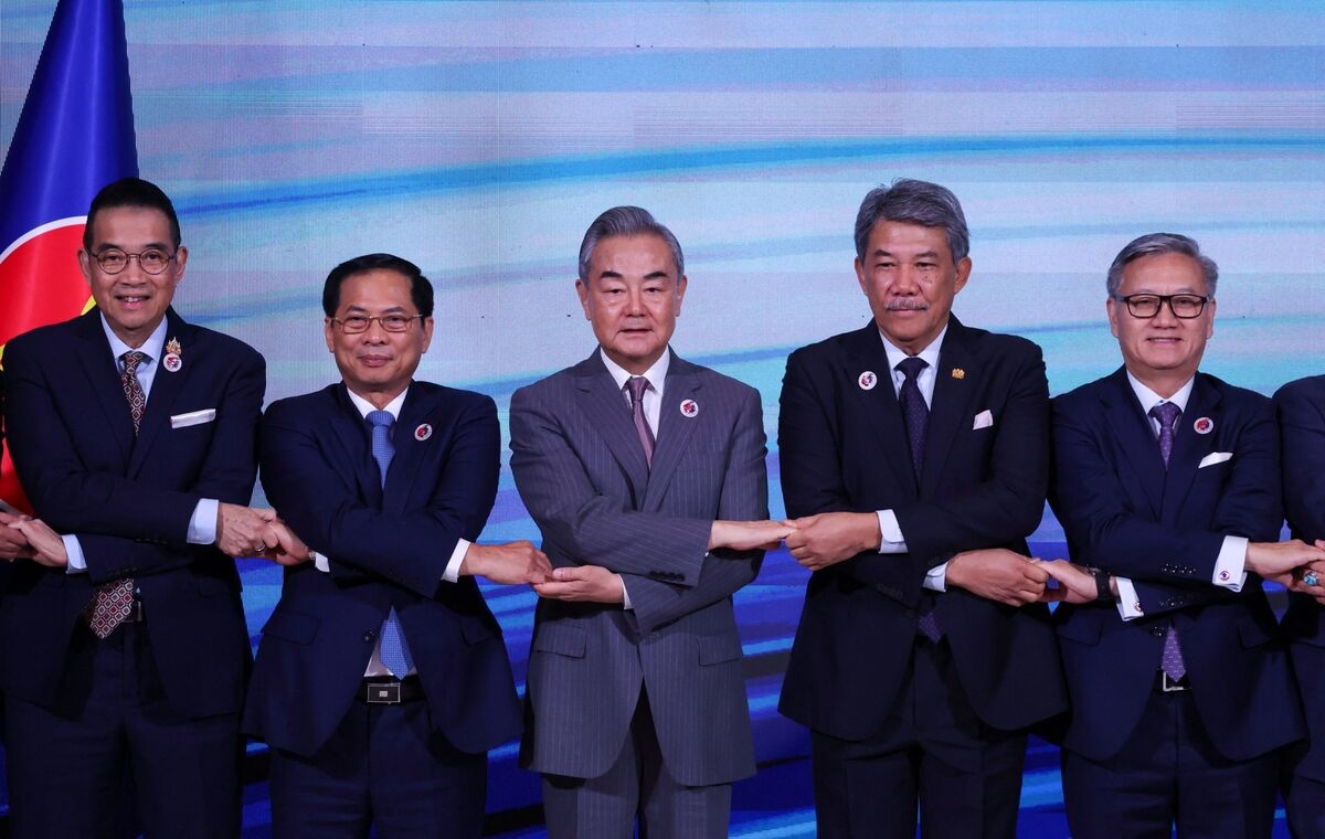 China Calls on Southeast Asia to Back Openness as US Levies Loom