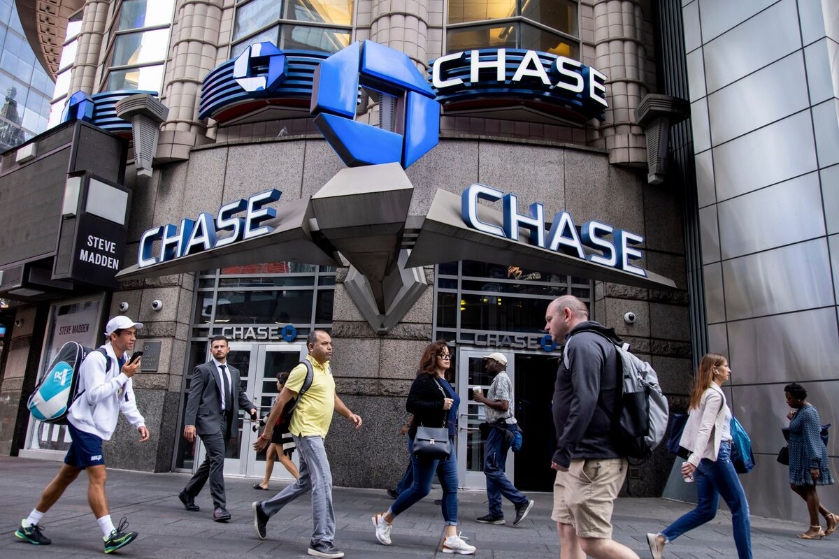 JPMorgan Hikes Sapphire Reserve Fee to $795 in Card Overhaul