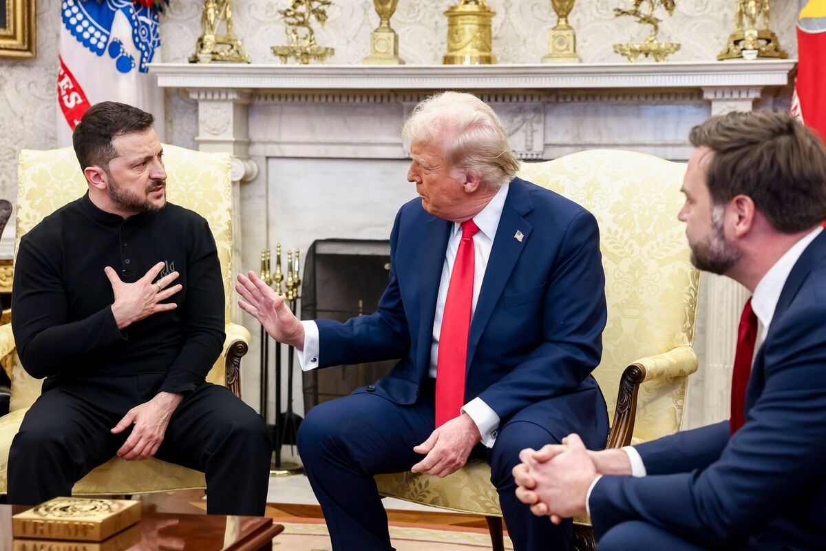 Trump Pauses Military Aid to Ukraine After Clash With Zelenskiy