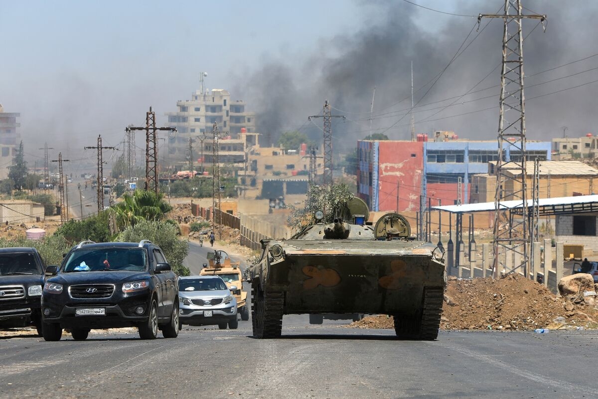 Israel Attacks Syria in Defense of Druze, Moves Troops North