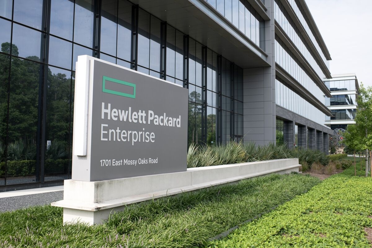 HPE Posts Strong Revenue Growth, Sees Reduced Tariff Impact