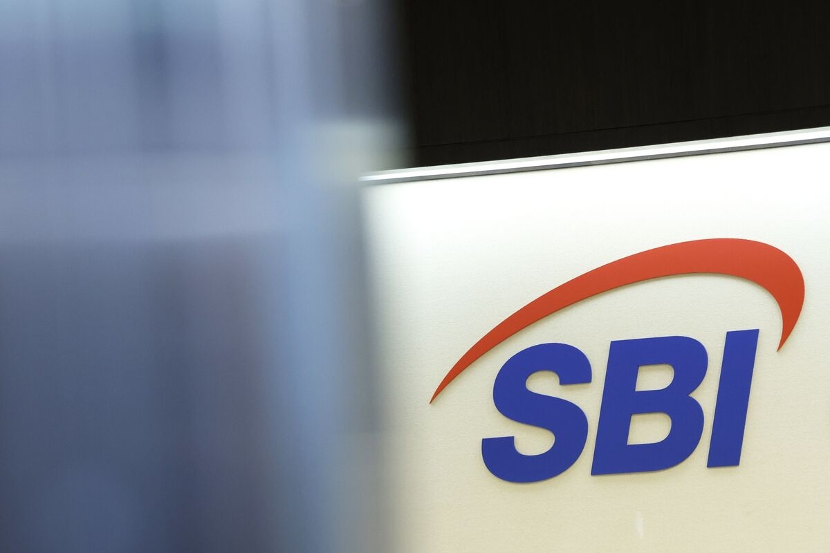 SBI Said to Weigh Selling a Minority Stake in Crypto Unit B2C2