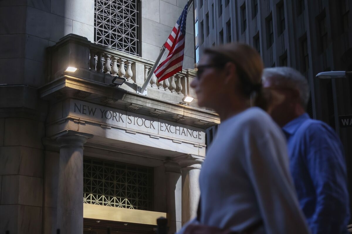 US Households Will Keep Supporting Stocks, Goldman's Kostin Says
