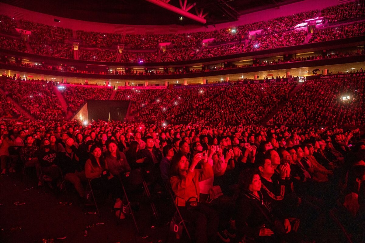 Hong Kong Stumbles in Efforts to Lure Stars as Ticket Debacles Mount
