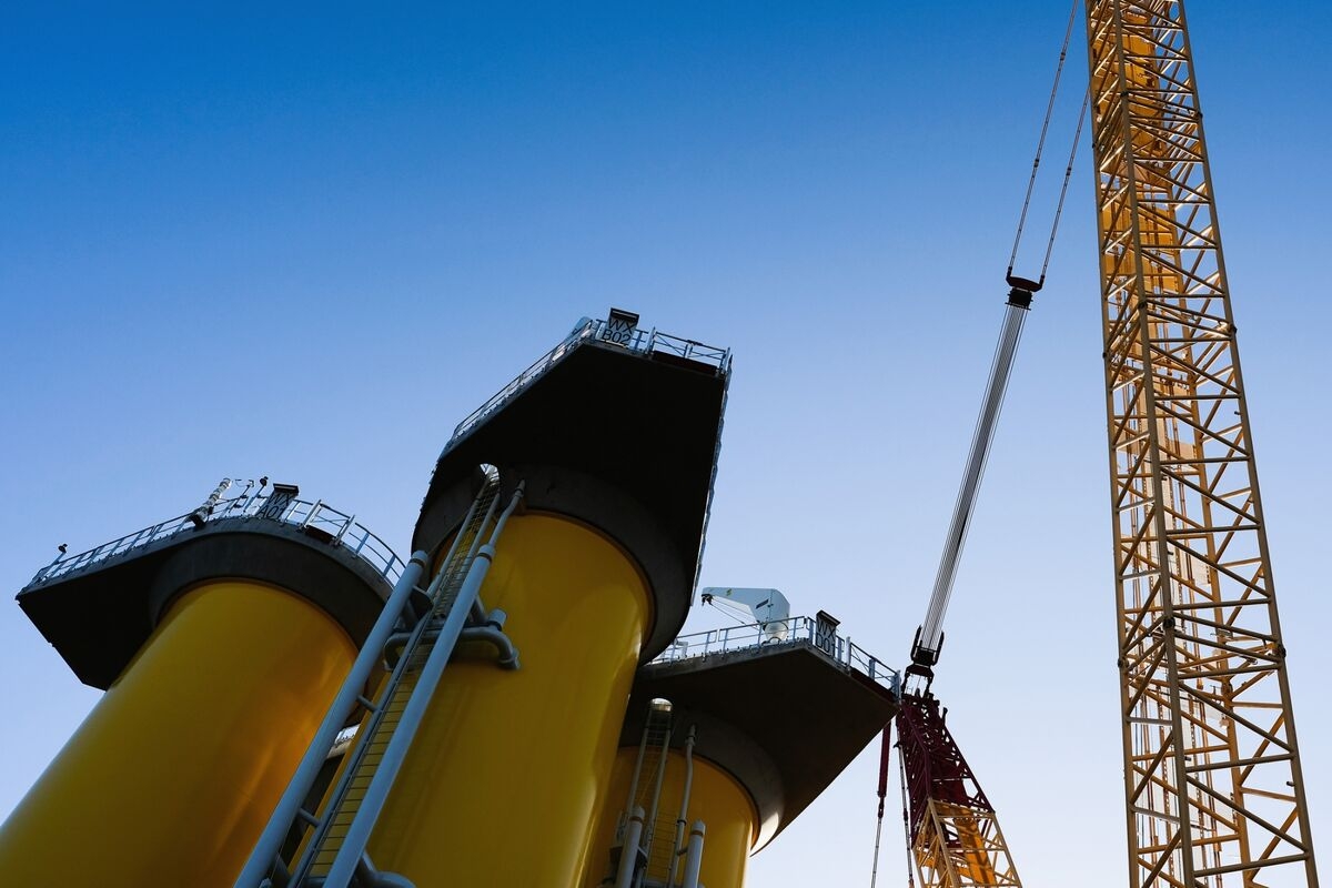 US Clean-Energy Project Cancellations Hit GOP Districts Hardest