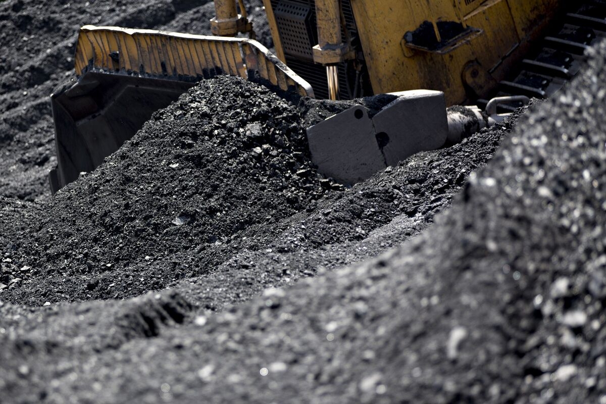 Peabody Reviews $3.8 Billion Coal Deal After Anglo Mine Ignition