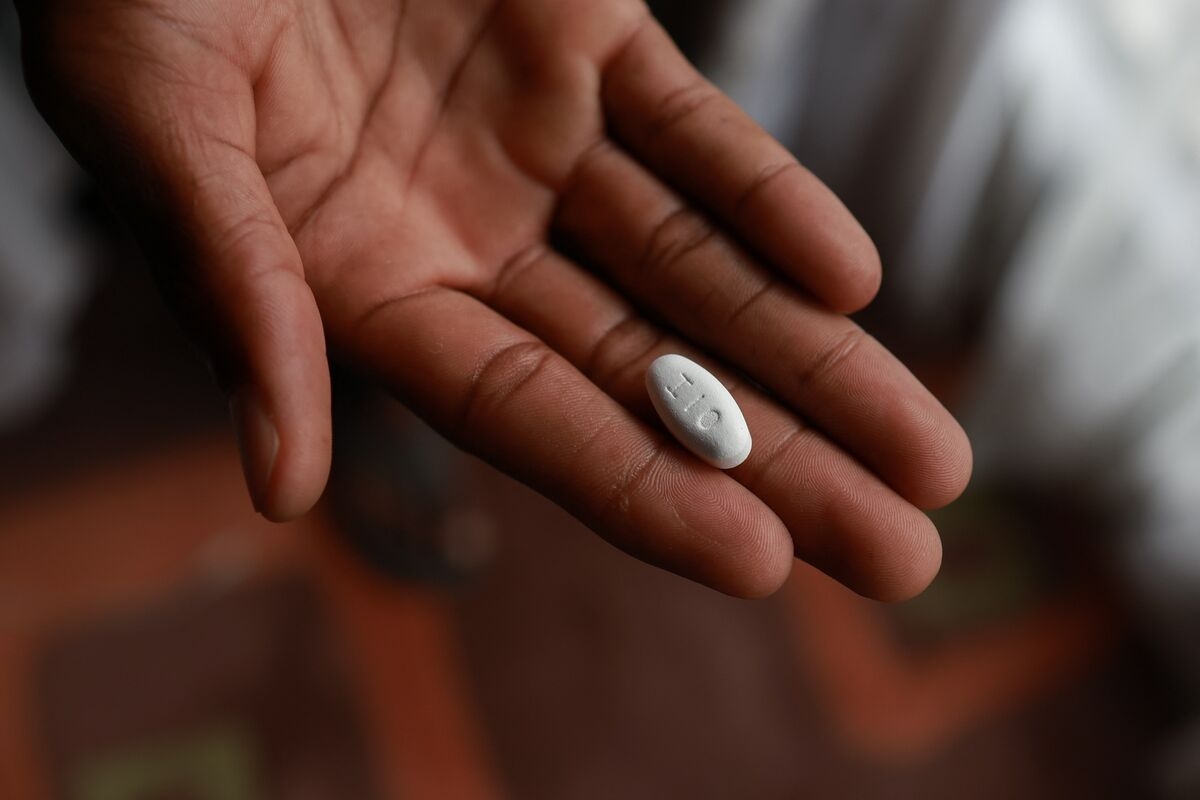 South Africa Says AIDS Drugs Available Despite US Funding Cut