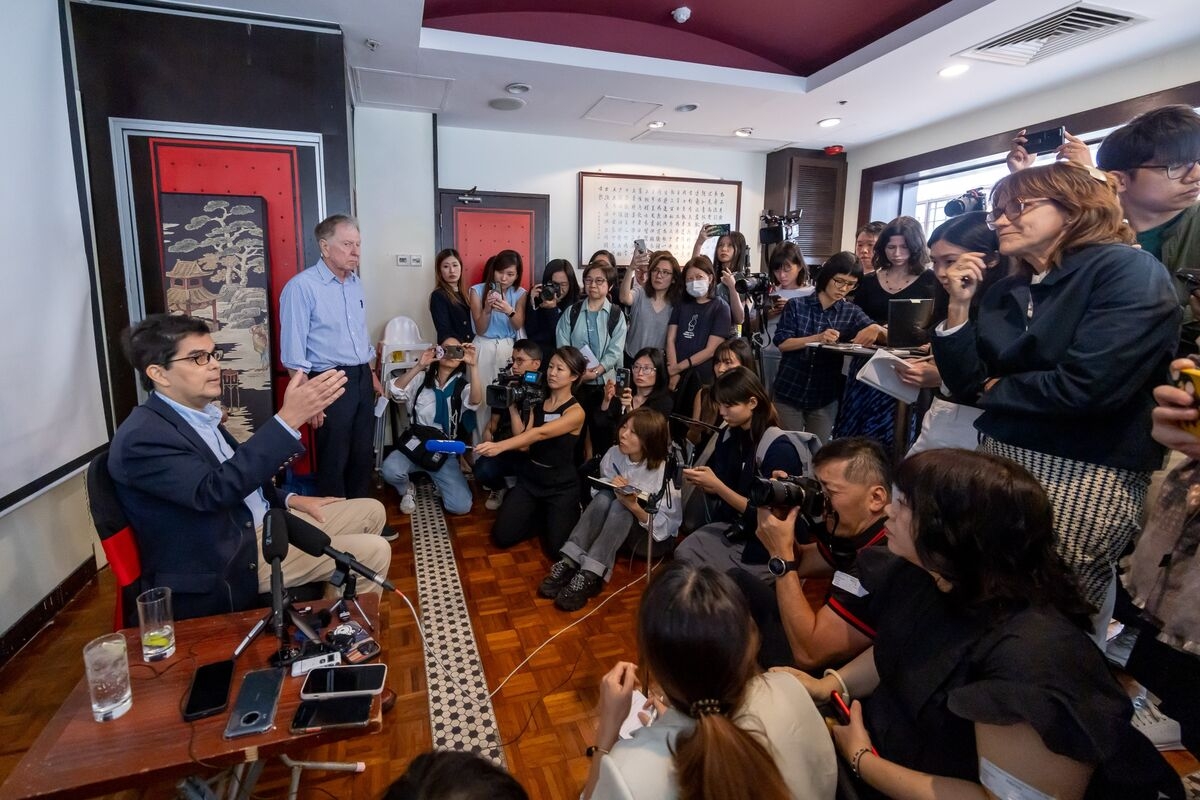 HK's Best-Known Activist Investor Webb Addresses a Packed House