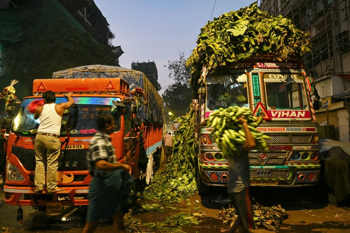 Shriram Finance Plans Loan, Adding to Record $2 Billion Funding