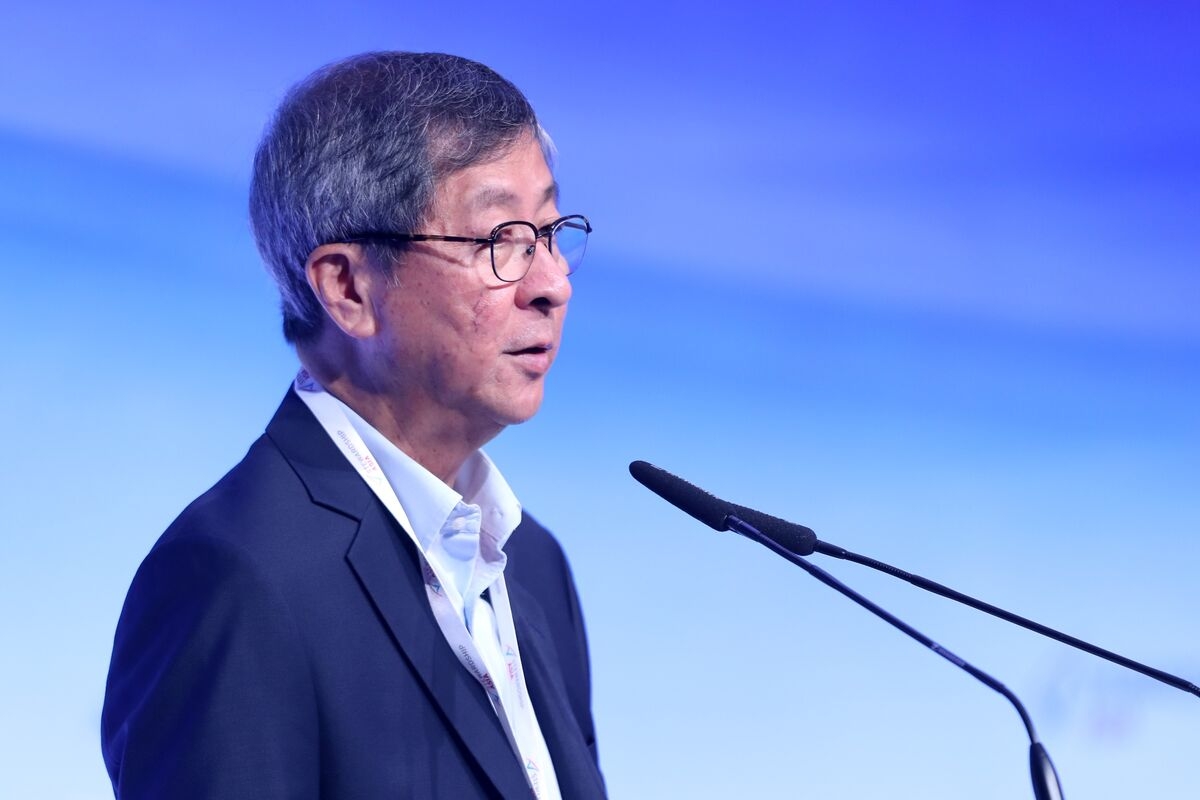 Temasek Chairman Lim to Step Down After 12 Years, Teo to Succeed