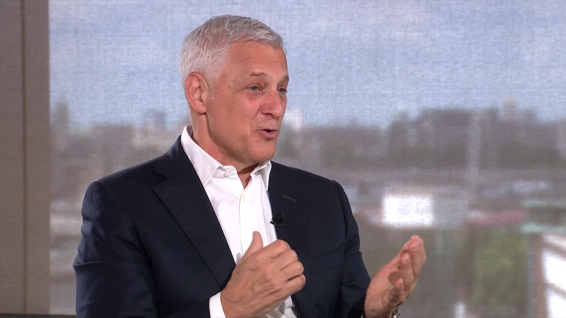 StanChart CEO Winters Says Private Credit to Keep Its Edge Over Banks