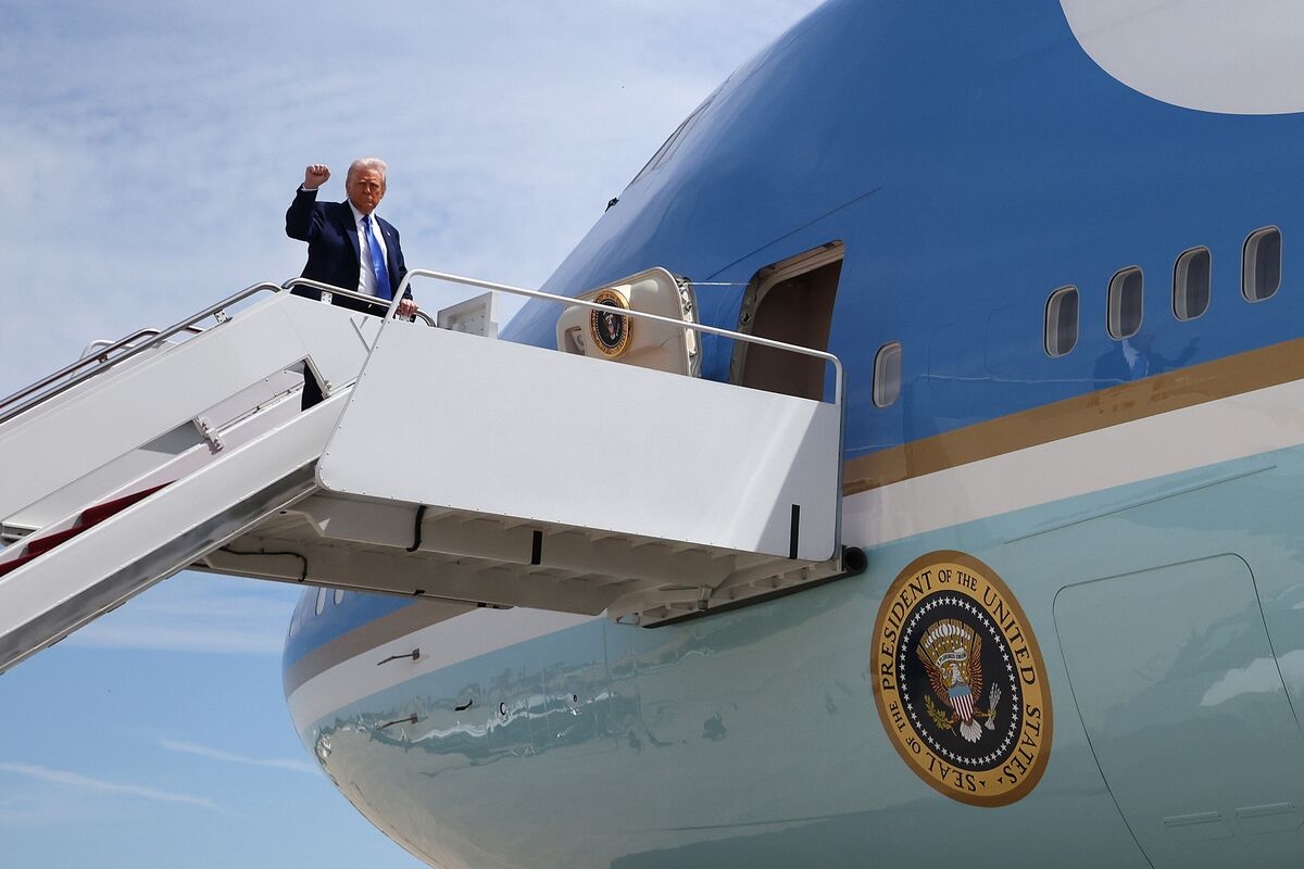 Can Trump Accept a Plane Gifted by Qatar?