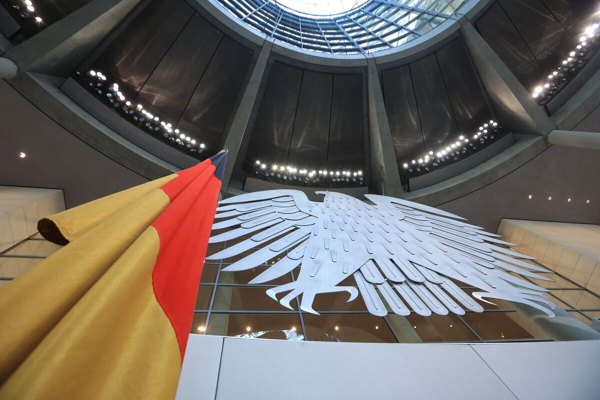 BlackRock's Brazier Wary of German Bonds on Vast Spending Plans