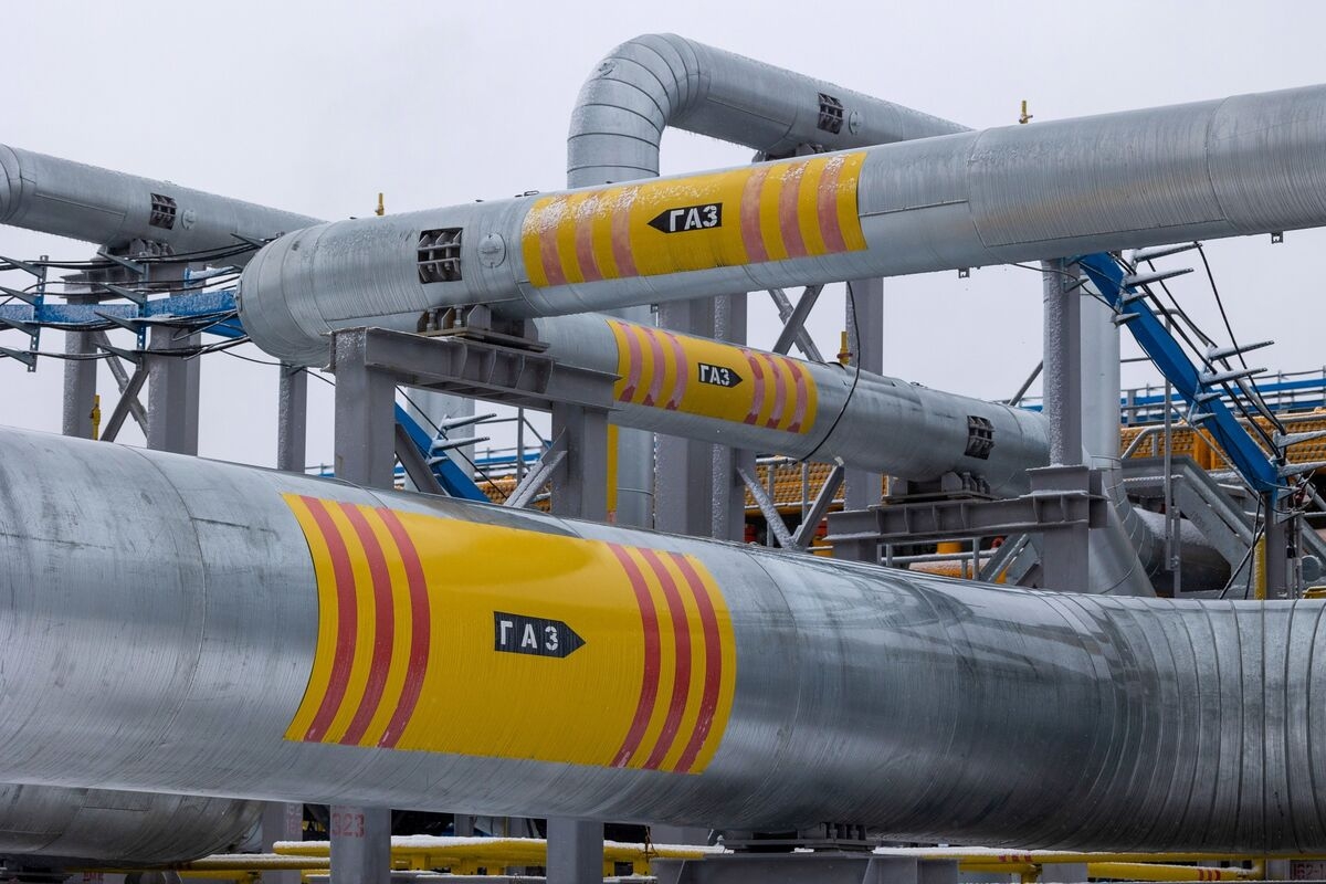 European Banks With Russian Units Help Keep Natural Gas Flowing
