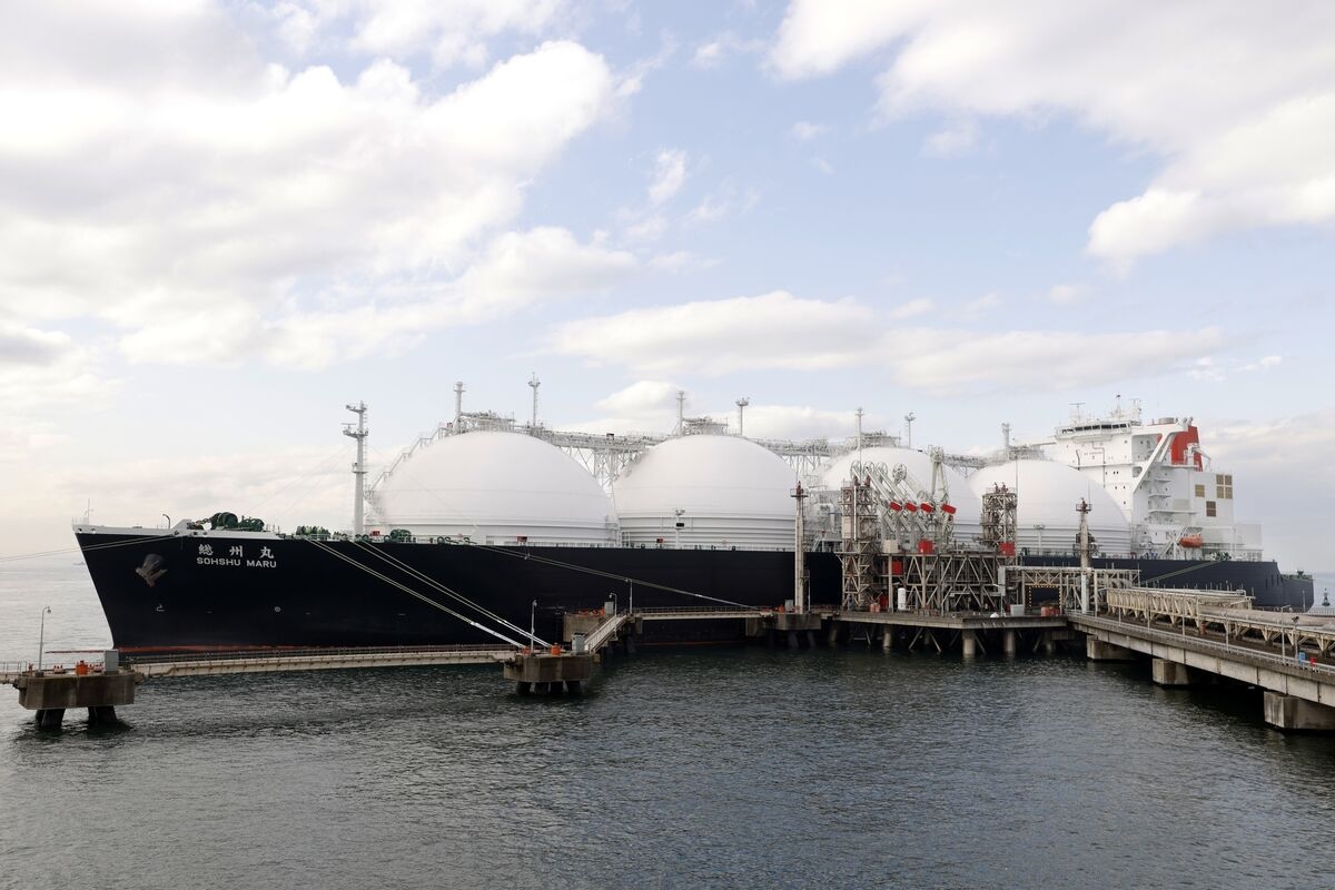 A War in the Middle East Is Pushing Asian Gas Buyers to Consider Plan B