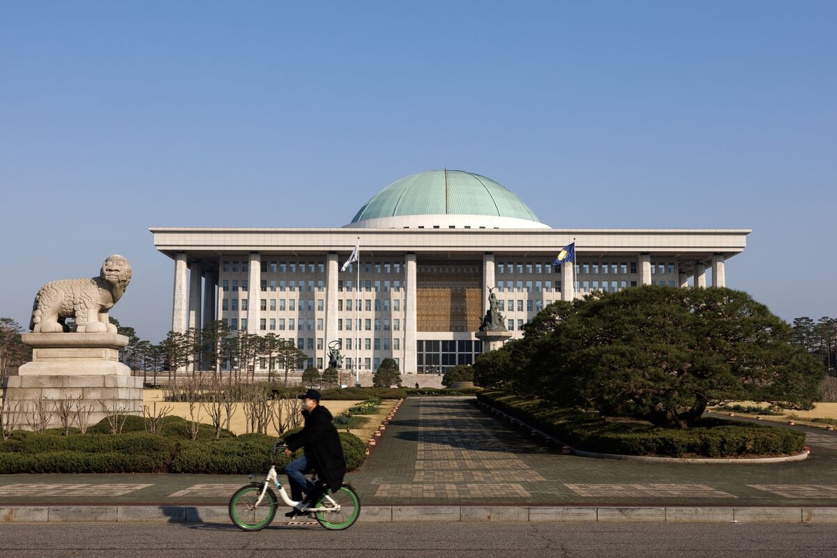 South Korea Kicks Off First Euro Bond Sale in Nearly Four Years