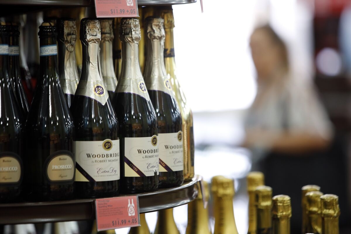 US Wine Exports to Canada Fall by Most in Over 20 Years