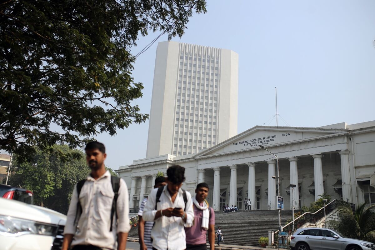 India Bonds Are a Buy for Citi on Diverging Rates Policy With US