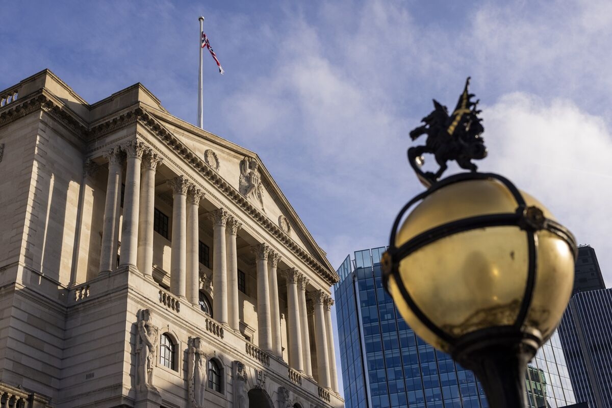 BOE's Liquidity Drain Is Finally Lifting Key SONIA Rate Again