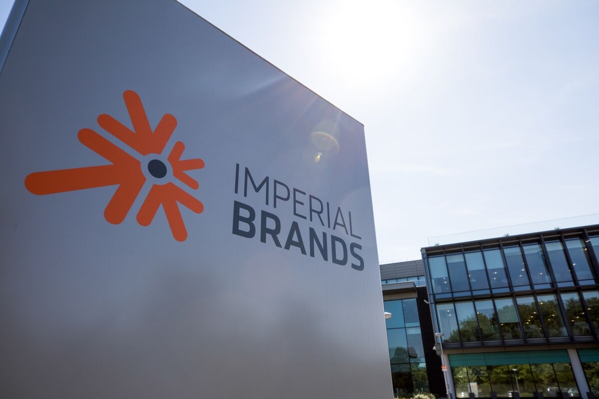 Imperial Brands CEO to Retire After Push to Drive Tobacco Sales