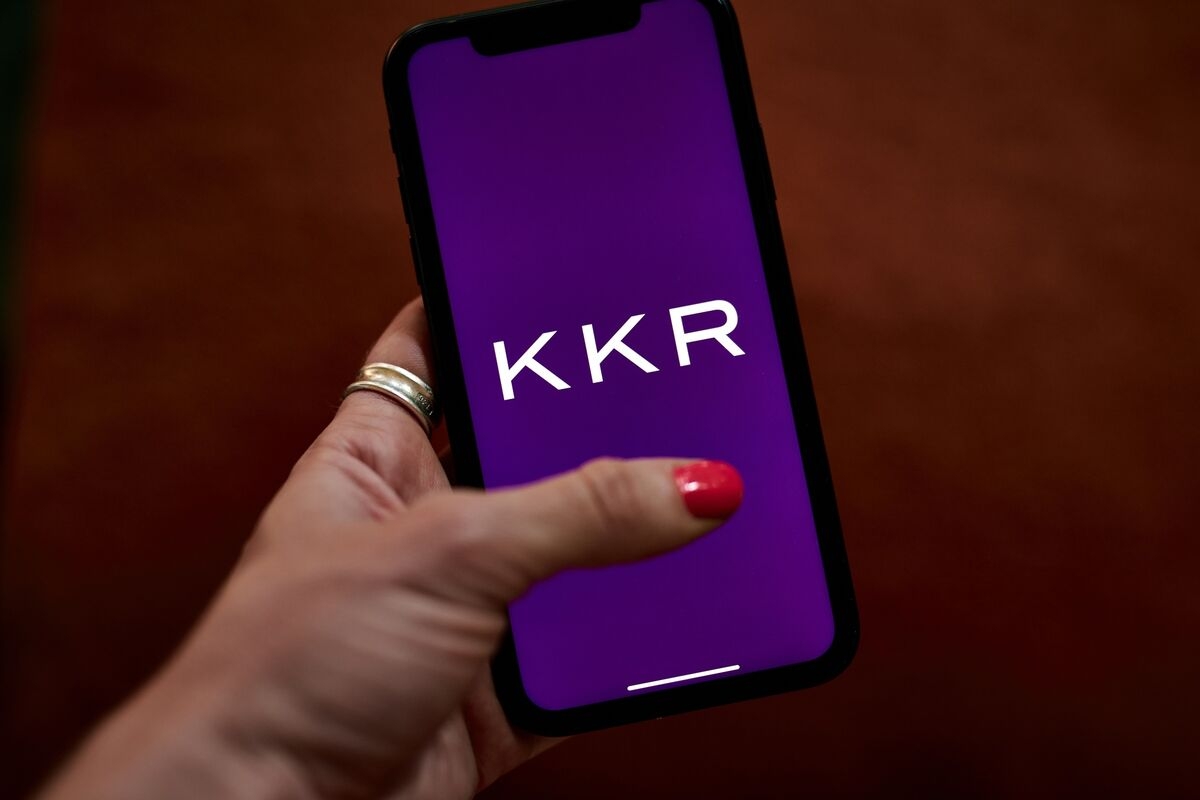 KKR to Expand Long-Term Ownership to Infrastructure, Real Assets