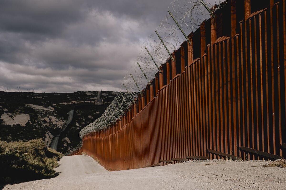 Trump Wants to Paint Border Wall Black So It's Too Hot to Touch