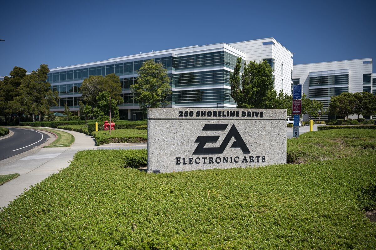 Electronic Arts Lays Off Hundreds, Cancels ‘Titanfall' Game